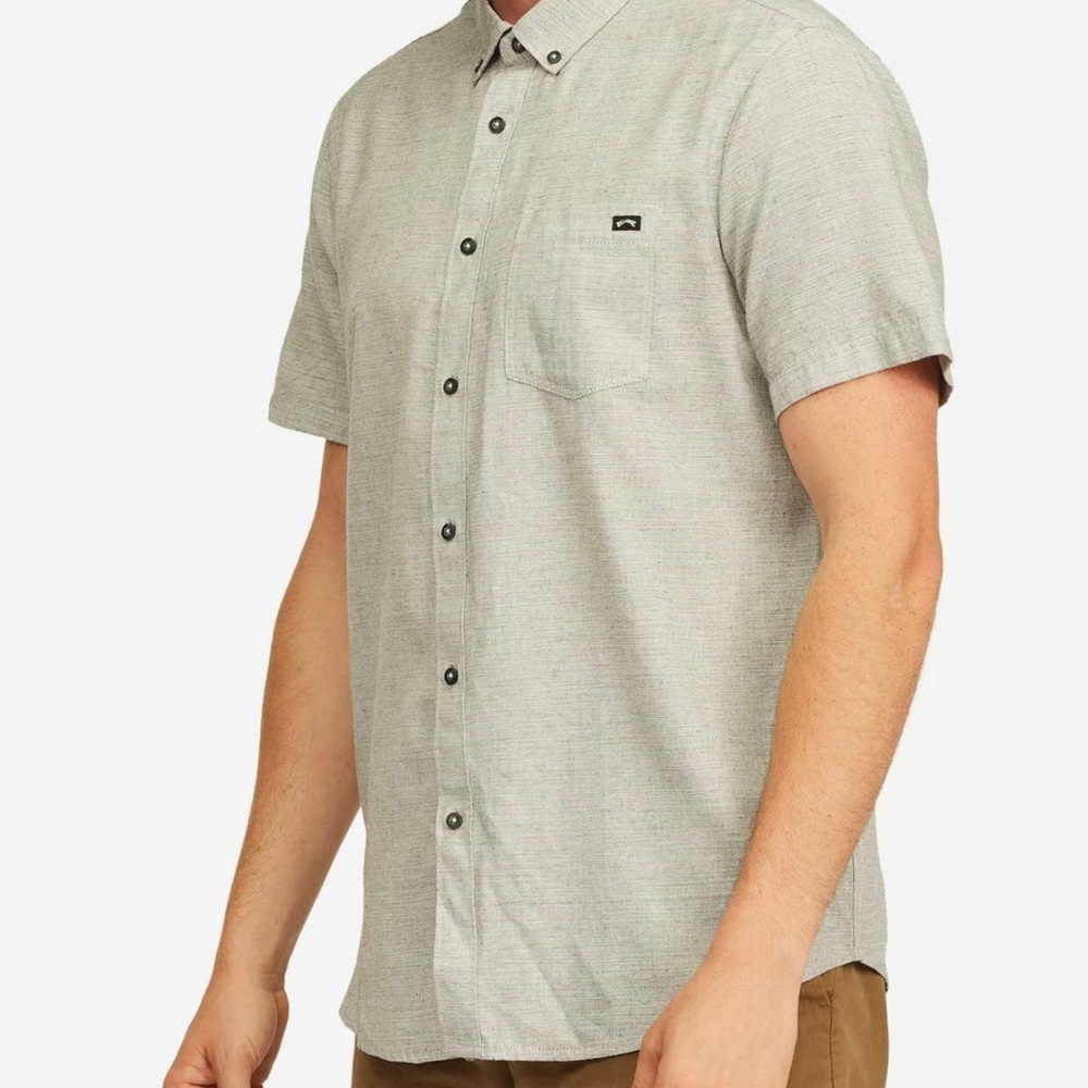 Billabong Short Sleeve Button-down